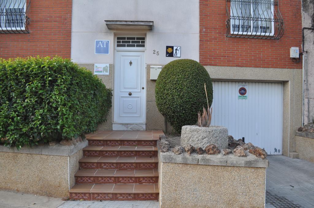 Apartamento Turístico La Ribera del Marco Caces Habitación foto